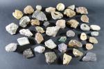 GEOLOGIE / MINERAUX - Important ensemble d'environ 35 minéraux dont...