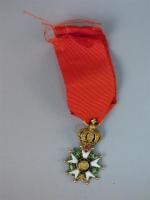 France Ordre de la Légion d'honneur. Étoile d'Officier, 1/3 de...