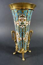 BARBEDIENNE Ferdinand (1810-1892) : Vase de forme évasée en bronze...