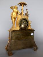 Pendule d'époque Romantique, vers 1840, en bronze redoré à sujet...