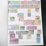 3 albums de timbres de Cuba depuis origine, bien fourni...