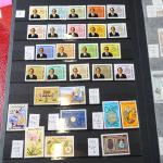 2 albums timbres du Maroc de 30 & 32 pages...