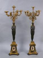 Paire de grands candélabres d'époque Retour d'Egypte en bronze doré...