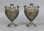 293 - Paire de vases-bouquetières en argent anglais en forme...