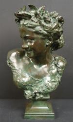 CARPEAUX Jean-Baptiste (1827-1875) : Le printemps ou buste de Flore....