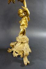 Paire de petits candélabres d'époque Napoléon III en bronze doré...