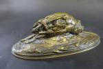 CAIN Auguste (1821-1894) : Bécasse et insectes. Bronze patiné signé....