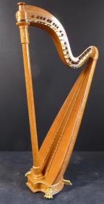 PLEYEL : Grande harpe chromatique système Gustave Lyon en placage...