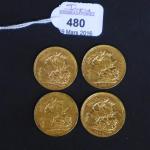 Quatre pièces Souverains en or à l'effigie de Victoria :...