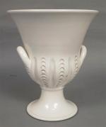 CHAMBOST Pol (1906-1983). Vase cratère à deux anses sur piedouche...