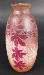 LEGRAS : Vase en verre de forme ovoide à col...