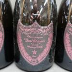 Champagne Rosé. Trois bouteilles de champagne Dom Pérignon Rosé Vintage...