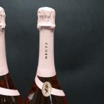 Champagne Rosé. Deux bouteilles de champagne Amour de Deutz Rosé...