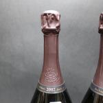 Champagne rosé. Deux bouteilles de champagne Dom Ruinart Rosé Brut...