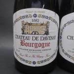 Bourgogne rouge. 2 bouteilles Château de Davenay, domaine Picard 1982.