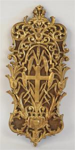 36 - Elément décoratif en bois doré, sculpté et ajouré...
