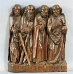 47 - Groupe en bois naturel sculpté en bas-relief de...
