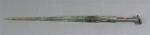 28 - Epée longue en bronze à patine verte, la...