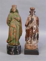 53 - Deux statuettes en bois avec traces de polychromie....