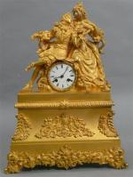 110 - Pendule d'époque Romantique en bronze doré à décor...
