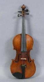 Joli violon XVIII's portant une étiquette Johann Georg Neiner Lauten...