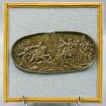 66 - Bas-relief oblong en laiton estampé à décor de...