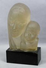 120 - LAFAYE Lucien (1896-1975) : Mère et enfant. Sculpture...