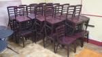 33 chaises bois dossiers à barrettes Lot judiciaire Mise à...