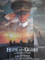 « HOPE AND GLORY » (LA GUERRE A 7 ANS) ( 1987)...