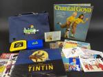 Hergé Tintin, Lot Divers comprenant un 33 tours Chantal Goya...