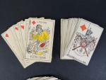 Lot de 9 jeux de Tarot anciens époque XVIII, XIX'e...