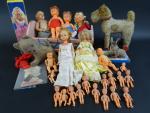 Lot divers de poupées celluloïd, vinyle, etc. dont baigneur petit...