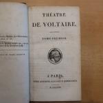 VOLTAIRE
Ensemble de 21 livres reliés, 1771, 1809, dont:
- Siècle de...