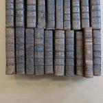 Ensemble de 29 livres XVIIIème cuir reliés dont :
- ROLLIN...