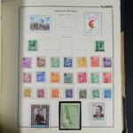 1 album Thiaude des timbres postes de l'Afrique du nord...