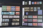 5 albums de timbres de France sous forme de petit...