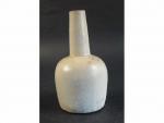 EXTREME-ORIENT : Vase bouteille en grès émaillé céladon beige