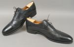 J.M. WESTON - Paire de chaussures d'homme en cuir noir,...