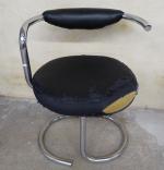 Giotto STOPPINO (1926-2011) : Suite de six chaises modèle "Cobra"...