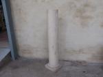 Grande gaine colonne en bois. H. 122 cm