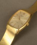 ROLEX Cellini vers 1980 - Montre-bracelet de forme tonneau en...