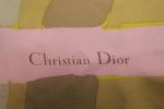 Christian DIOR - Carré de soie imprimée rose et marron...