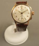 CHRONOGRAPHE SUISSE - Montre bracelet chronographe d'homme en or rose...