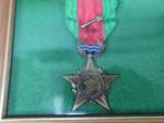France Lot de 6 décoration, dont Médaille militaire ; Croix de...
