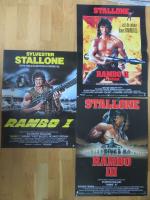 SYLVESTER STALLONE EST RAMBO : 3 Affichettes 0,40 x 0,60
"Rambo"...