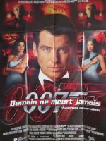 "James Bond 007 : Demain ne meurt jamais" (1997) de...