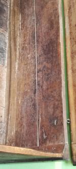 Ancienne maie en bois naturel
Longueur x 128,5cm, hauteur x 77cm,...