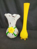 Ensemble de vases en opaline.
Le soliflore jaune 35,5 cm de...