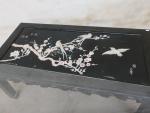CHINE - Table basse en bois laqué noir années 1960/70,...