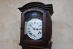 Horloge comtoise d'époque XIXe, bâti en chêne, cadran émaillé blanc,...